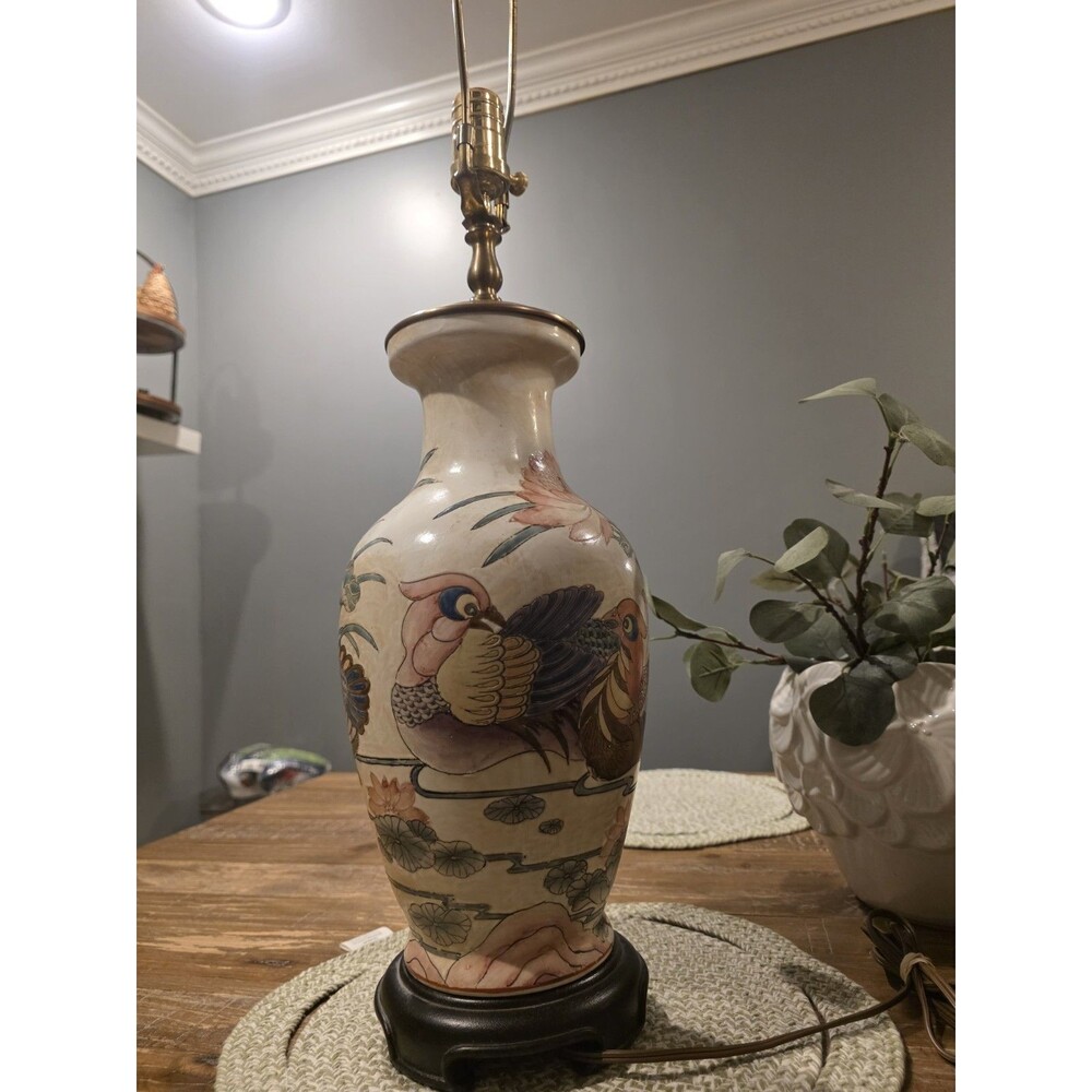 Vintage Asian Chinoiserie Porcelain Table Lamp Mandarin Ducks Lotus Wood Base